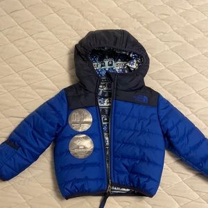 New- The north face reversible jacket kids